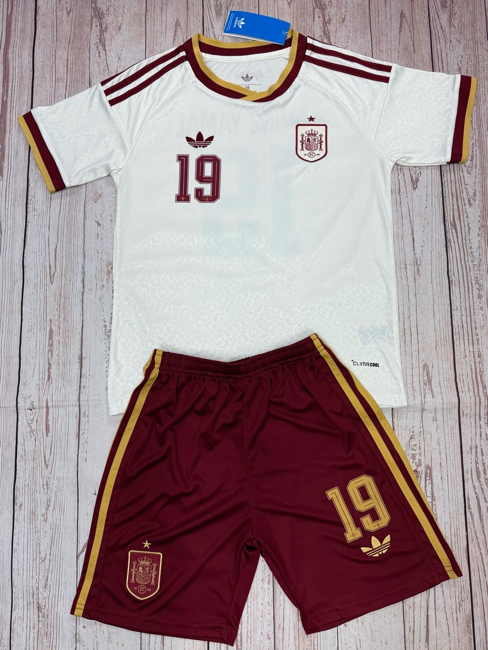 YOUTH Lamine Yamal Jersey Spain 26’ Away World Cup Kit (Jersey+Shorts) MEDIUM